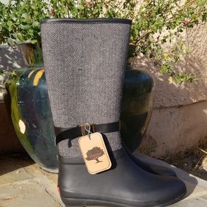NWT Houndstooth Chukka Rainboots - Grey / Black